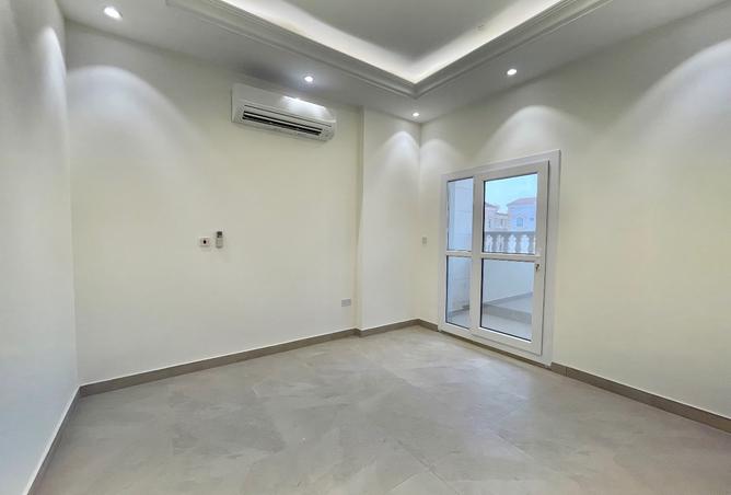 934427 - Property Image 3