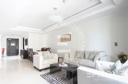 Apartment - 2 Bedrooms - 3 Bathrooms for rent in West Porto Drive - Porto Arabia - The Pearl Island - Doha