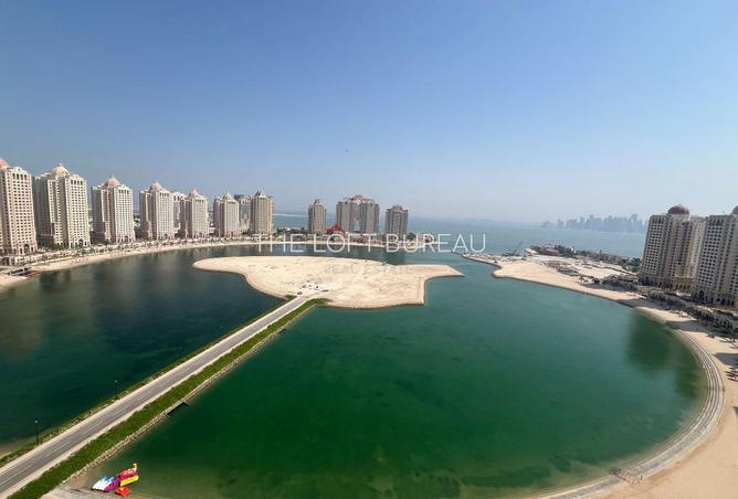 912770 - Property Image 2