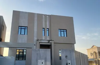 فيلا - 8 غرف نوم - 6 حمامات للايجار في أم صلال علي - أم صلال على - الدوحة