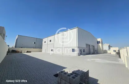 Warehouse - Studio - 6 Bathrooms for rent in East Industrial Street - Birkat Al Awamer - Al Wakra