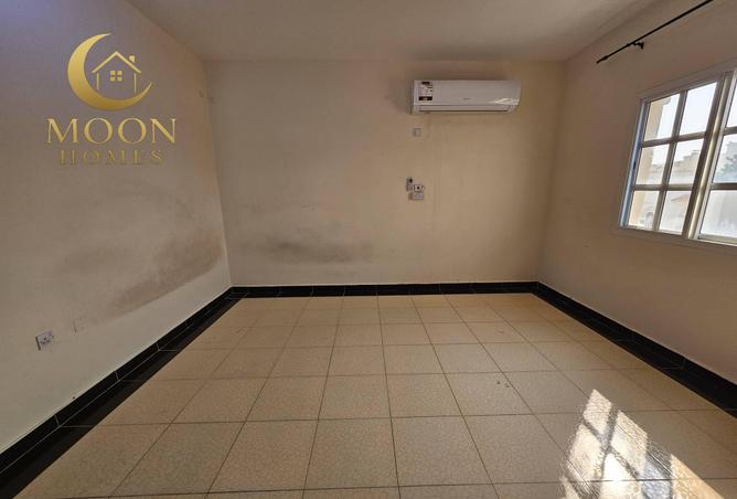 982367 - Property Image 3