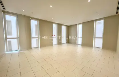 Apartment - 3 Bedrooms - 5 Bathrooms for rent in Wadi 1 - Wadi - Msheireb Downtown Doha - Doha