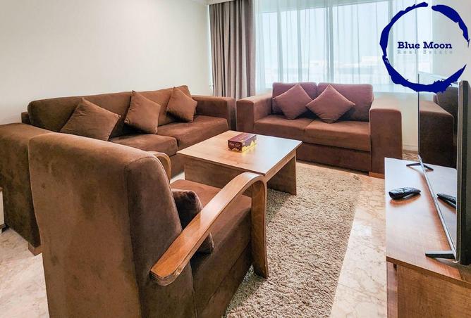 978929 - Property Image 2