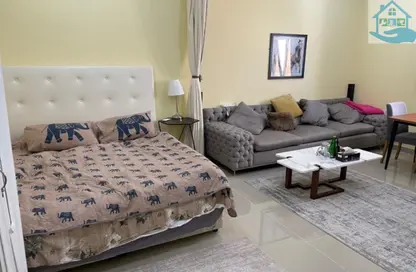 Apartment - Studio - 1 Bathroom for rent in Umm Al Seneem Street - Ain Khaled - Doha
