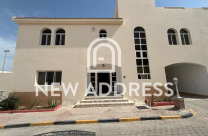 Villa - 4 Bedrooms - 4 Bathrooms for rent in New Salata - Salata - Doha