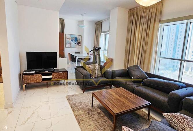 882912 - Property Image 2