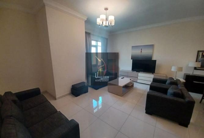941693 - Property Image 2