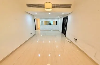 Apartment - 3 Bedrooms - 5 Bathrooms for rent in Viva East - Viva Bahriyah - The Pearl Island - Doha