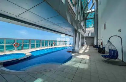 صورة لـ حوض سباحة شقة - 2 غرف نوم - 2 حمامات للايجار في فندق وشقق دبليو الدوحة - شارع الدبلوماسي - الخليج الغربي - الدوحة ، صورة رقم 1
