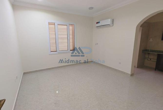 978830 - Property Image 2