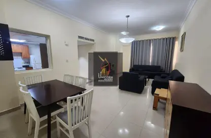 شقة - 2 غرف نوم - 2 حمامات للايجار في 28  نجمة - شارع ابن درهم - نجمة - الدوحة