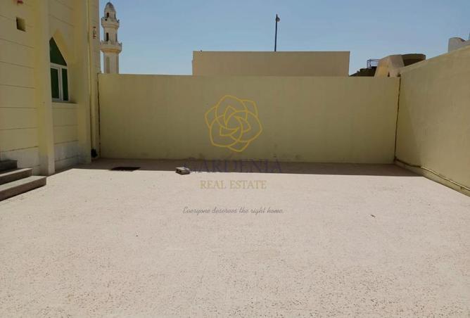 965766 - Property Image 3