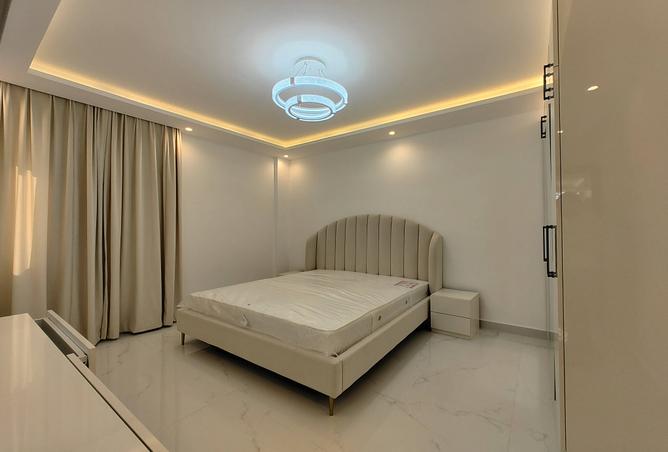 985254 - Property Image 3