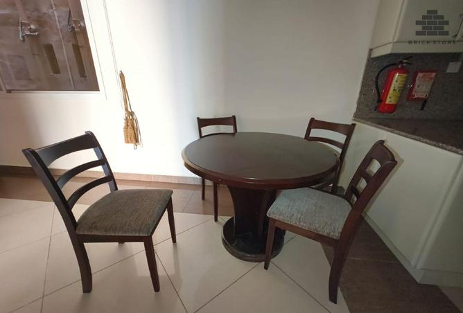 977910 - Property Image 3