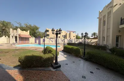 فيلا - 3 غرف نوم - 3 حمامات للايجار في البوابة الجنوبية - بحيرة وست لاجون - الدوحة