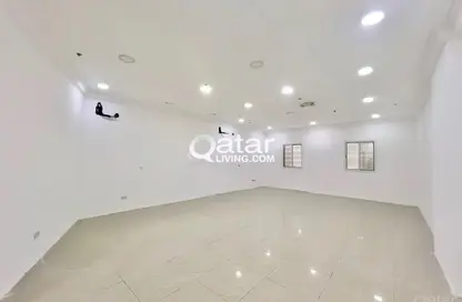 محل - استوديو - 1 حمام للايجار في شارع  بو هامو - أبو هامور - الدوحة