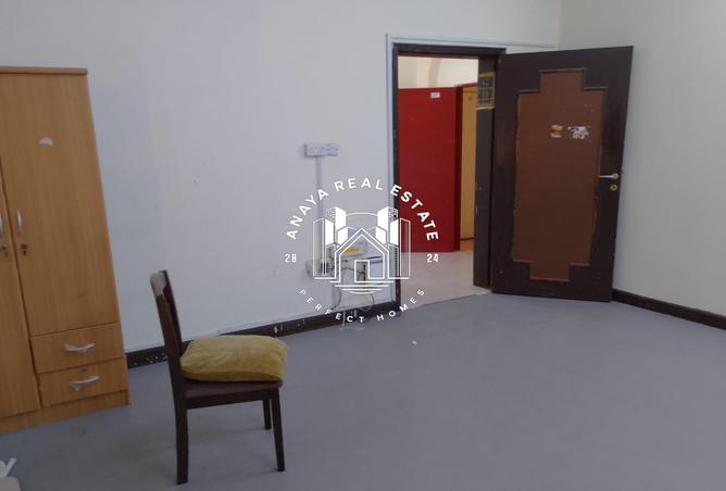 938829 - Property Image 2