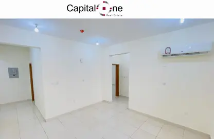 Empty Room image for: Apartment - 2 Bedrooms - 1 Bathroom for rent in Ammar Bin Yasser Street - Al Aziziyah - Doha, Image 1