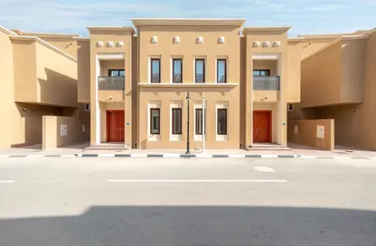 فيلا - 5 غرف نوم - 5 حمامات للايجار في الريان - الدوحة