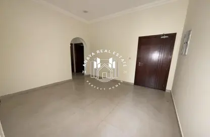 Apartment - 3 Bedrooms - 2 Bathrooms for rent in Bin Omran 46 - Fereej Bin Omran - Doha