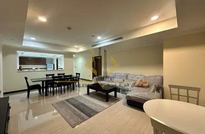 Apartment - 1 Bedroom - 2 Bathrooms for rent in West Porto Drive - Porto Arabia - The Pearl Island - Doha