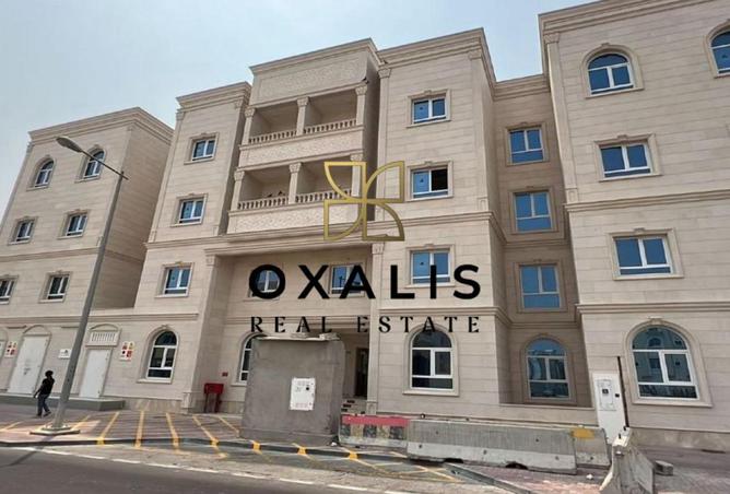 964493 - Property Image 3