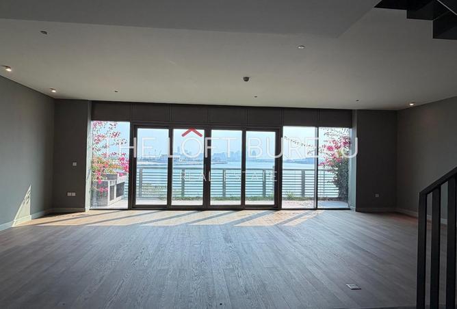 974911 - Property Image 3