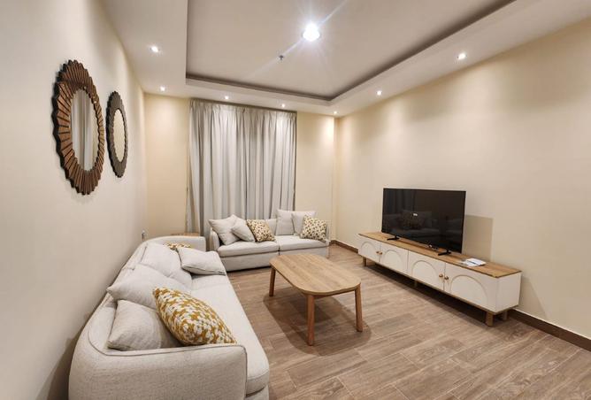 985689 - Property Image 2