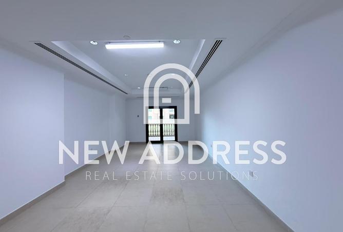 972934 - Property Image 2