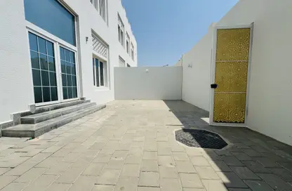 Villa - 6 Bedrooms - 7 Bathrooms for rent in Muraikh - AlMuraikh - Doha