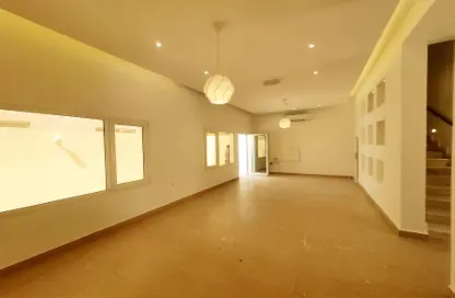 Empty Room image for: Compound - 3 Bedrooms - 4 Bathrooms for rent in Al Ebb - Al Kheesa - Umm Salal Mohammed, Image 1