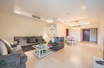 Apartment - 2 Bedrooms - 3 Bathrooms for sale in Tower 4 - Porto Arabia - The Pearl Island - Doha