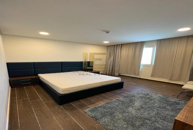882340 - Property Main Image