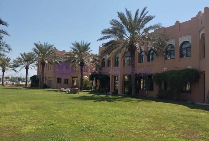 1006068 - Property Image 3