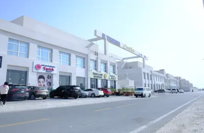 محل تجاري - استوديو - 1 حمام للايجار في الثمامة - الثمامة - الدوحة