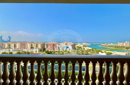 Apartment - 3 Bedrooms - 4 Bathrooms for rent in West Porto Drive - Porto Arabia - The Pearl Island - Doha