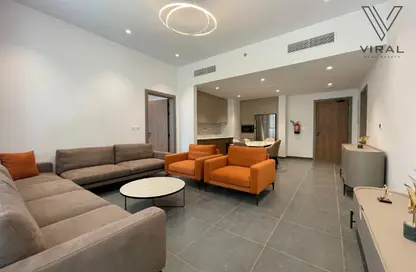 Apartment - 2 Bedrooms - 3 Bathrooms for rent in Ramada Commercial Building - Al Rawabi Street - Al Muntazah - Doha