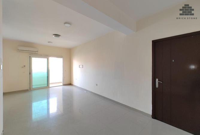 984289 - Property Image 3