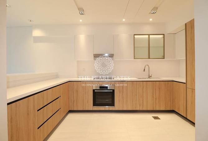812626 - Property Image 2
