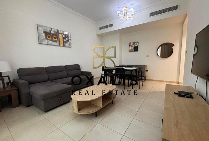 963017 - Property Image 2