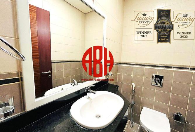 966993 - Property Image 2