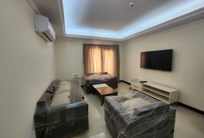 951277 - Property Image 2