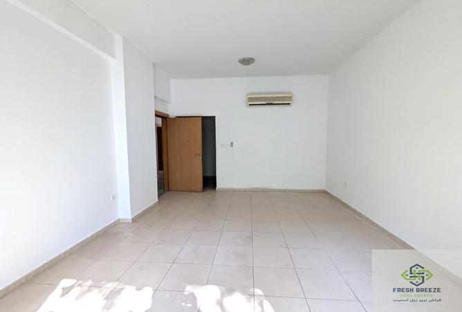 938271 - Property Image 3