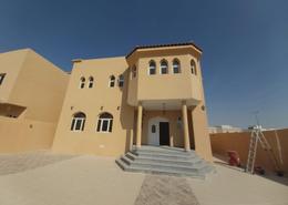 Villa - 6 bedrooms - 4 bathrooms for rent in Umm Abirieh - Al Shamal