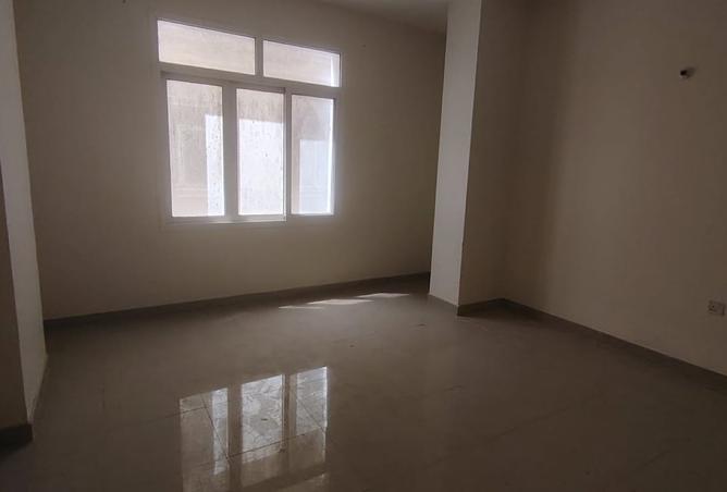 939322 - Property Image 3