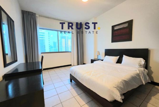 982040 - Property Image 2