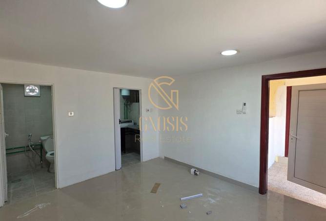 966302 - Property Image 2