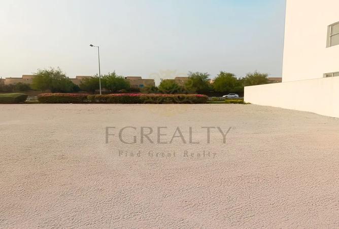 943713 - Property Image 2