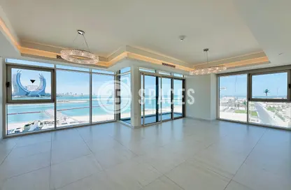 Apartment - 2 Bedrooms - 3 Bathrooms for sale in Gewan Island - The Pearl Island - Doha